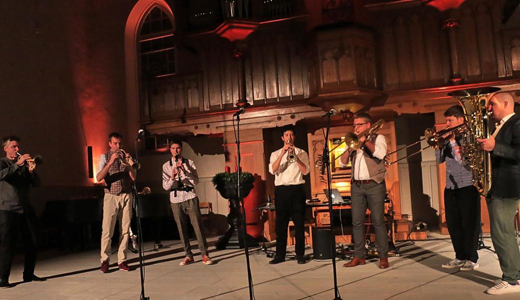 «Federspiel», das ist eine sechsköpfige Brassband mit einem zusätzlichen Holzbläser, dem Klarinettisten. 