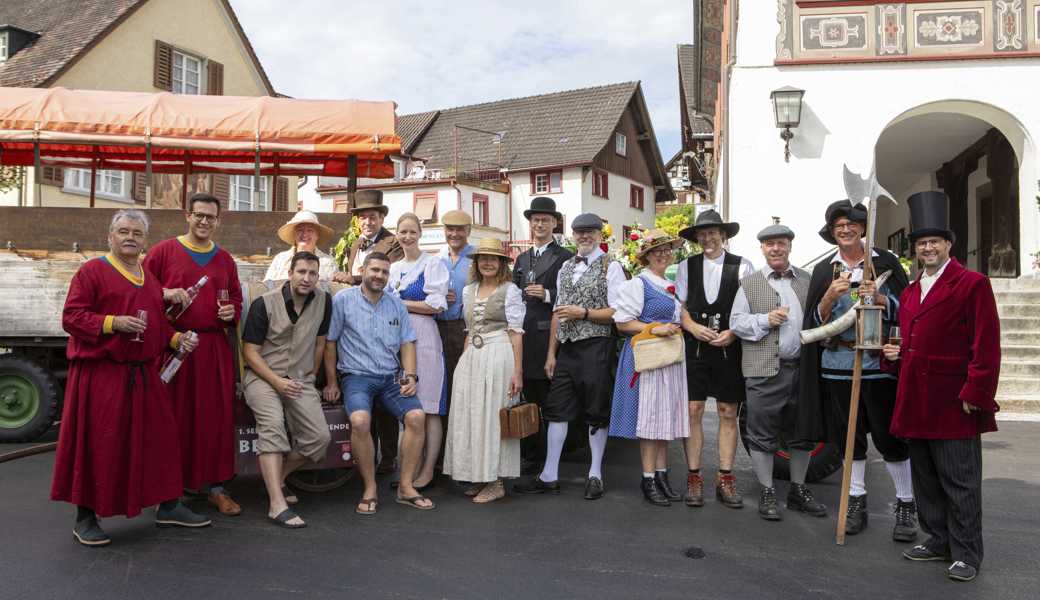 Das Organisationskomitee tourte durchs Rheintal (v.l.): Erich Gubelmann, Gino Kaufmann, Jürg Studer, Bea Gächter, Boris Niederer, Jules Gächter, Jasmin Niederer, Daniel Köppel, Katrin Köppel, Marcus Schnetzer, Markus Bänziger, Melanie Brunner, Björn Lutze, Urs Manzoni, Paul Koller und OK-Präsident Oliver Morandi..  Das Organisationskomitee tourte durchs Rheintal (v.l.): Erich Gubelmann, Gino Kaufmann, Jürg Studer, Bea Gächter, Boris Niederer, Jules Gächter, Jasmin Niederer, Daniel Köppel, Katrin Köppel, Marcus Schnetzer, Markus Bänziger, Melanie Brunner, Björn Lutze, Urs Manzoni, Paul Koller und OK-Präsident Oliver Morandi..