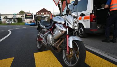 Zusammenstoss zwischen Auto und Motorrad