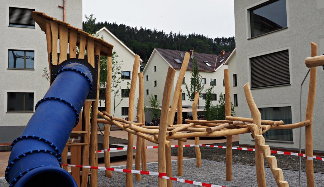 Noch ist der Beton feucht, doch frohes Kinderlachen ist nicht mehr weit.