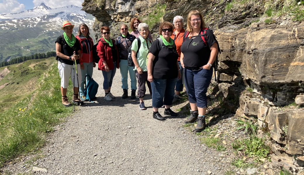 Balgacher Bäuerinnen- und Landfrauen auf dem Alpenfloraweg