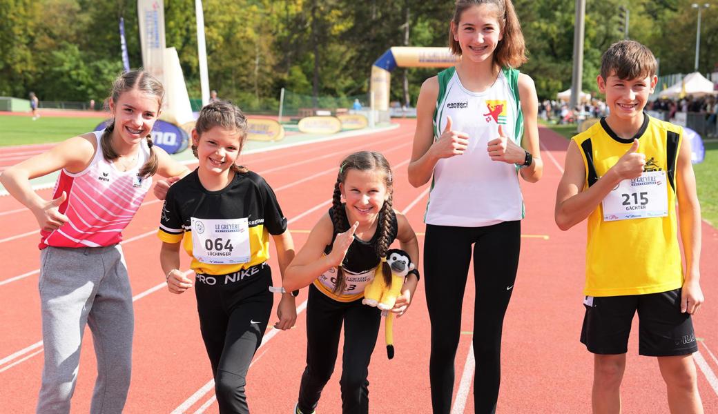 Sie starteten im Schweizer 1000-Meter-Final (v. l.): Aino Loher, Jael Lüchinger, Sanna Gächter, Leandra Häusler und Joa Gächter. Raoul Loher fehlt auf dem Bild.