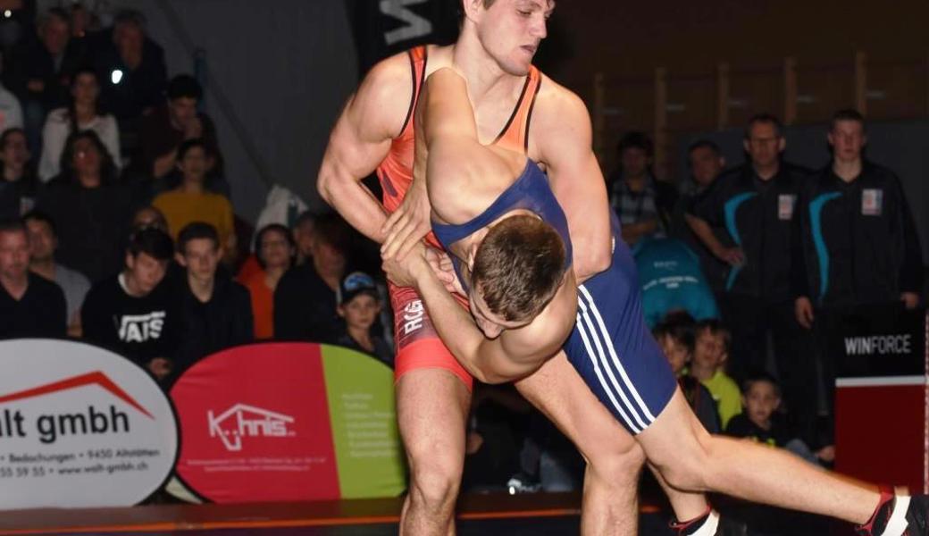 74kg Greco: Flavio Freuler - Benjamin Gander 15:0 (4:0).