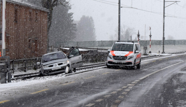 Wintereinbruch: Im Schneegestöber aufs Gleis des Gaiserbähnli gerutscht