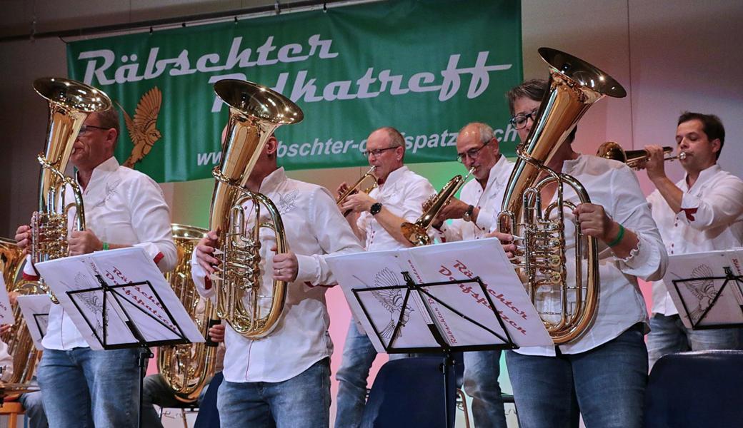 Bei den gastgebenden Räbschter Dorfspatzen sind praktisch noch alle Gründungsmitglieder dabei.