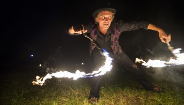 Bundesfeier im Pärkli mit Feuershow und Appenzeller Klängen voller Humor