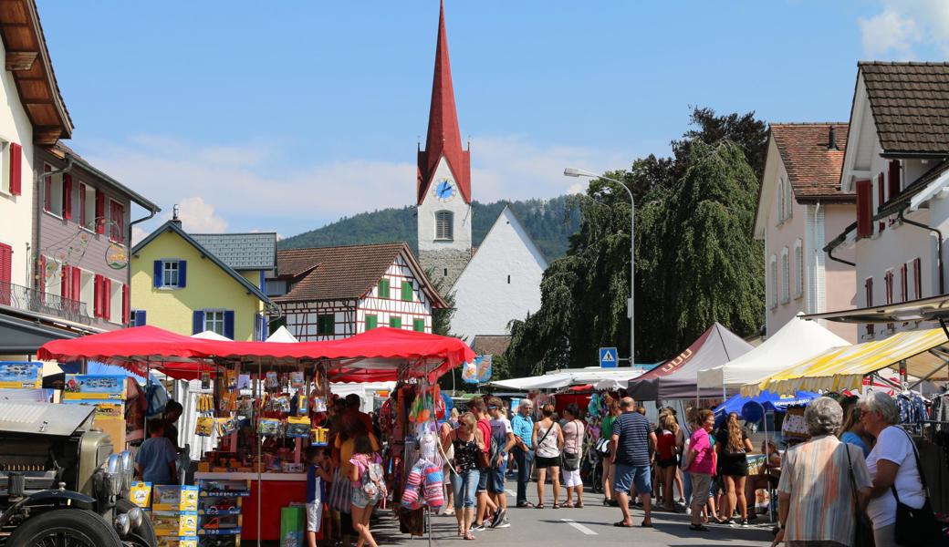 In Montlingen stehen im August wieder Marktstände.