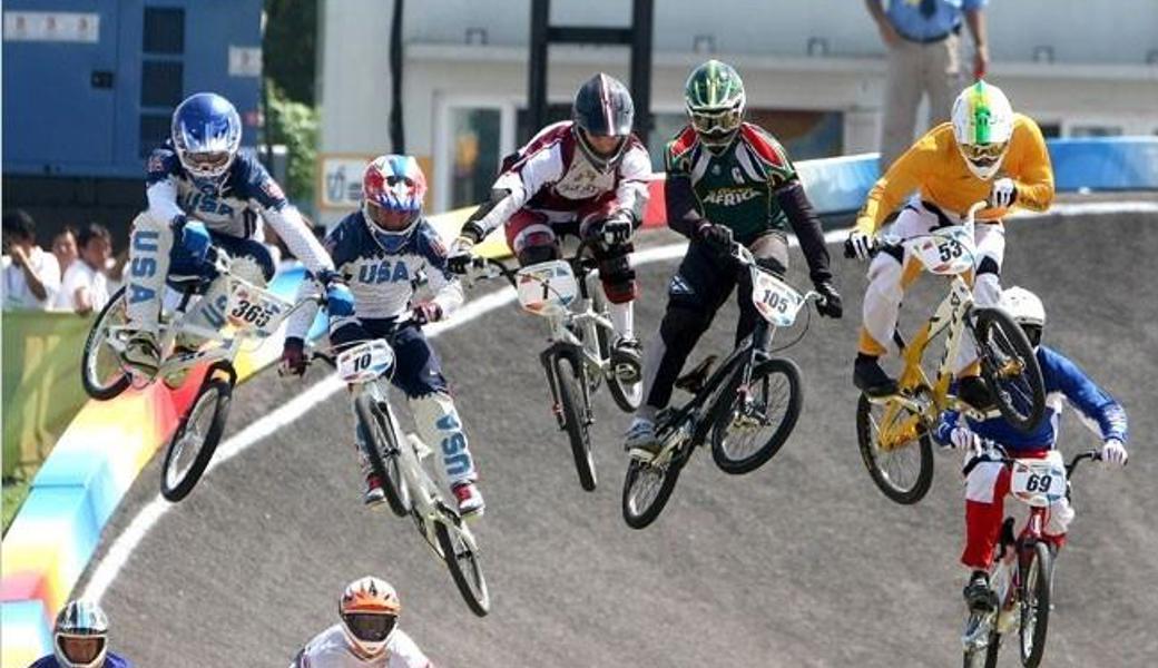 BMX fahren oder Ballonfiguren basteln – der FerienSpass spricht Kinder und Jugendliche zwischen sechs und 16 Jahren an.