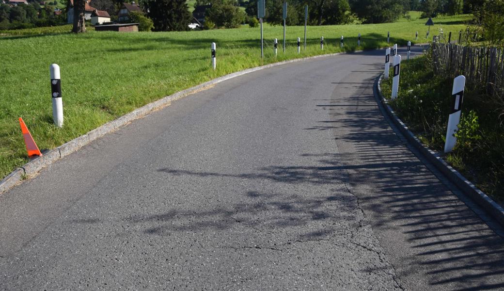 In dieser Kurve kam es zur Streifkollision zwischen zwei Fahrzeugen.