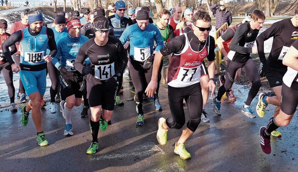 Stefan Schmauder (vorne) lief bei der Lustenauer Crosslauf-Serie allen davon. 