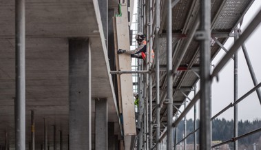 Geschätzt, gefürchtet, beschimpft: Unterwegs mit dem St.Galler Arbeitsplatzkontrolleur