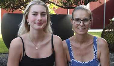 Mutter und Tochter nach der Schwimmkarriere: Eingetaucht in eine neue Lebensphase Mutter und Tochter nach der Schwimmkarriere: Eingetaucht in eine neue Lebensphase