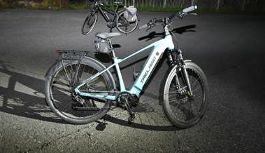 Zwei Männer bei nächtlicher E-Bike-Kollision verletzt – beide waren fahrunfähig