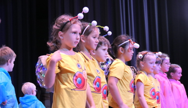 Mit viel Humor: Wie man zum echten «Kriassner» wird