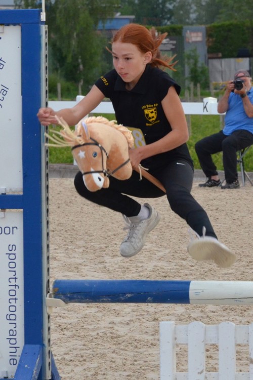 Laura Rohner aus Diepoldsau wurde Dritte im Hobby Horsing.