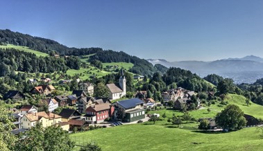 Reute plant Steuersenkung – trotz erwartetem Defizit in 2025