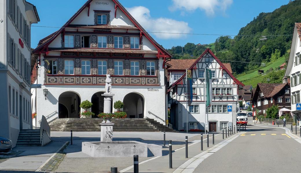 Fotomontage: Der Platzbrunnen am angestammten Standort