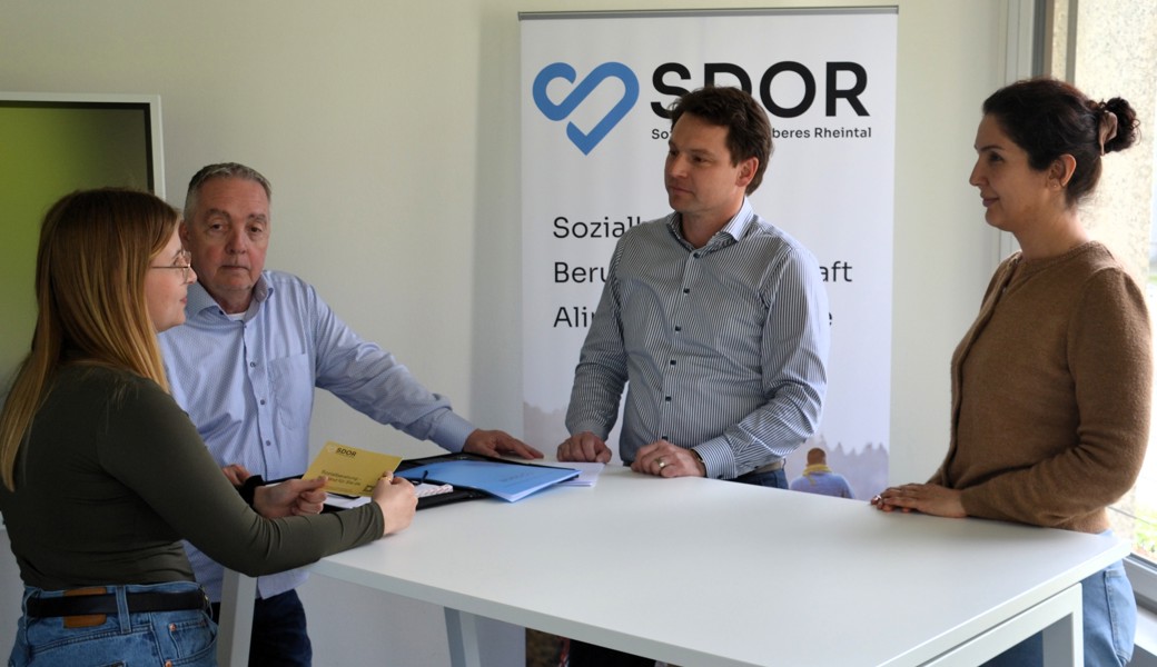 Schulden und Scham: Warum viele zu spät Hilfe suchen – zwei Beispiele, wie sie gelingt