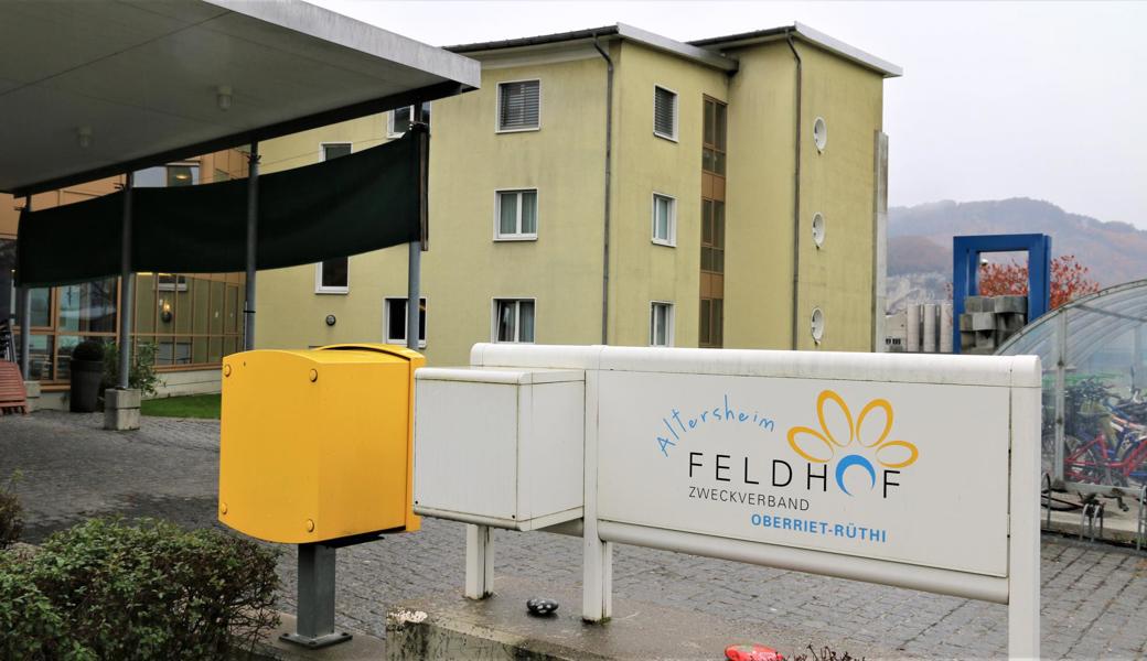 Das Alters- und Pflegeheim Huus Feldhof in Oberriet geriet während der Pandemie wegen vieler Coronafälle in die Kritik. Inzwischen wurde die Angelegenheit aufgearbeitet.