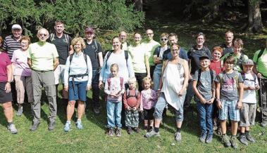 Faustballer auf Wanderschaft