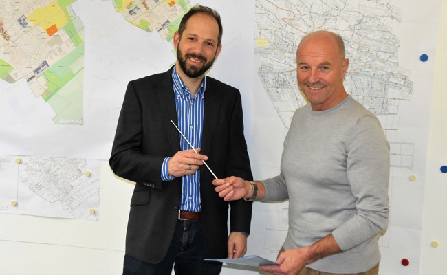 Andreas Eggenberger gibt Dirigentenstab an Alex Arnold weiter