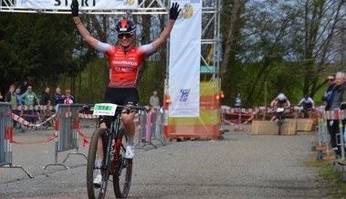 Sirin Städler und Thomas Litscher dominieren den Auftakt des Alpencups in Arbon