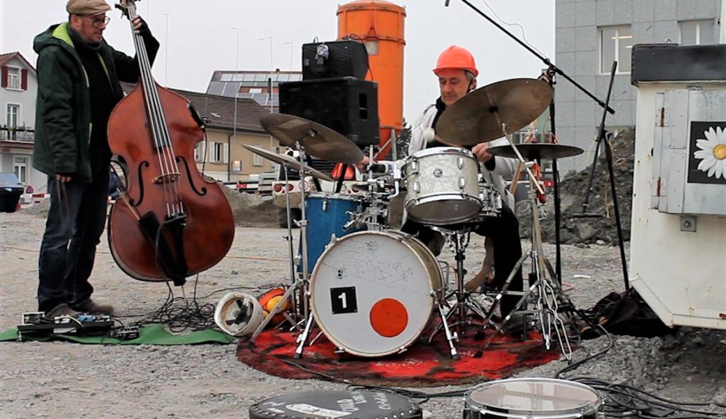 Am 3. März fand das erste Konzert auf der Diepoldsauer Zentrumsbaustelle statt.