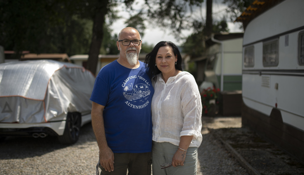 Campinggäste flüchten vor Mückenschwärmen: Betreiber-Paar verkauft massenhaft Mückenspray
