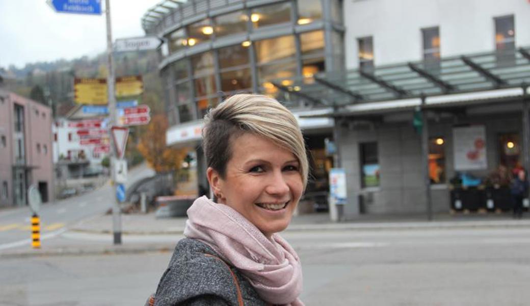 Maja Steingruber, die einen recht grossen Bezug zum Rheintal hat, wagt mit 37 den Schritt in die Selbstständigkeit. Im Migros-Gebäude eröffnet sie am 7. Dezember eine Drogerie.