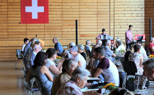 Lob an die Strukturen im Land