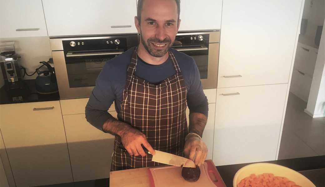 Jan Miara kann in seiner Küche der Kreativität freien Lauf lassen.