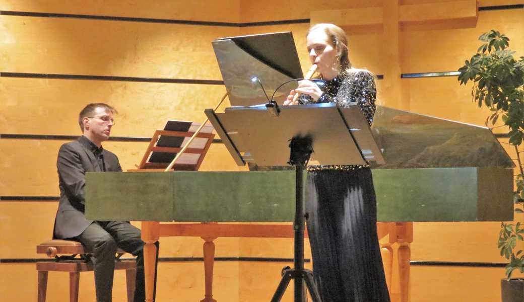 Mit virtuoser Spielfreude entzückten Sibylle Wiget und Johannes Hämmerle die Besucherinnen und Besucher des Barockkonzerts. 