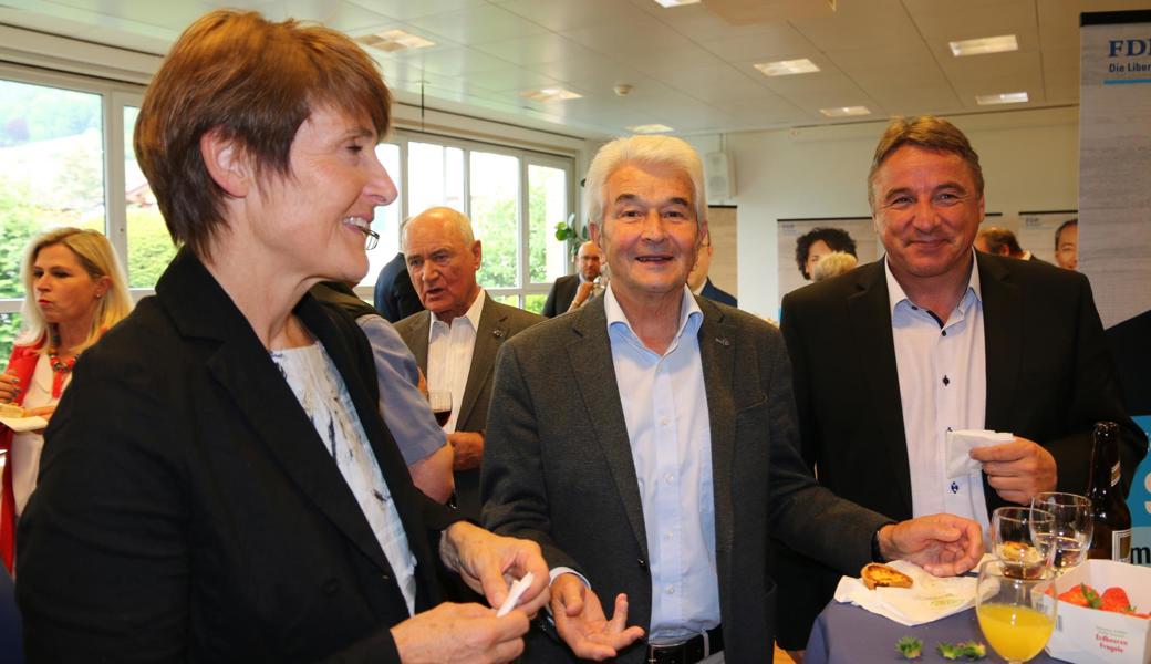 Da war die Stimmung noch freundschaftlich: FDP-Parteitag vom letzten Jahr. Links Silvia Troxler, rechts Reto Schmidheiny.