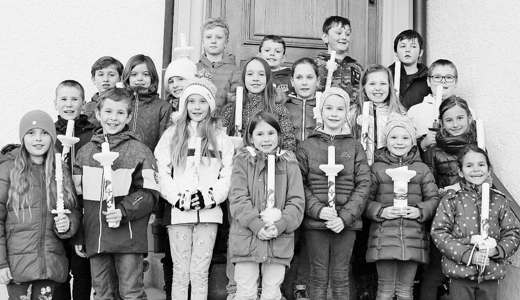 17 Kinder von Rüthi und 3 Kinder aus der Lienz durften ihr Taufversprechen erneuern. Bild: beko