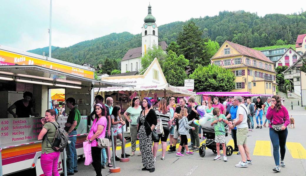 Über Mittag schien ganz Balgach auf den Beinen zu sein.