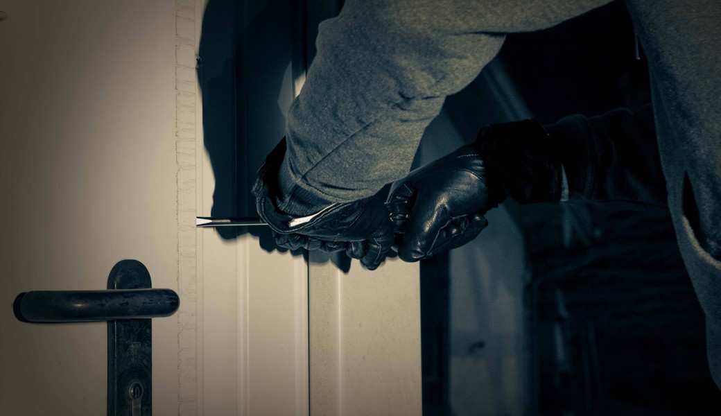 Unbekannte haben auf einer Baustelle Maschinen gestohlen