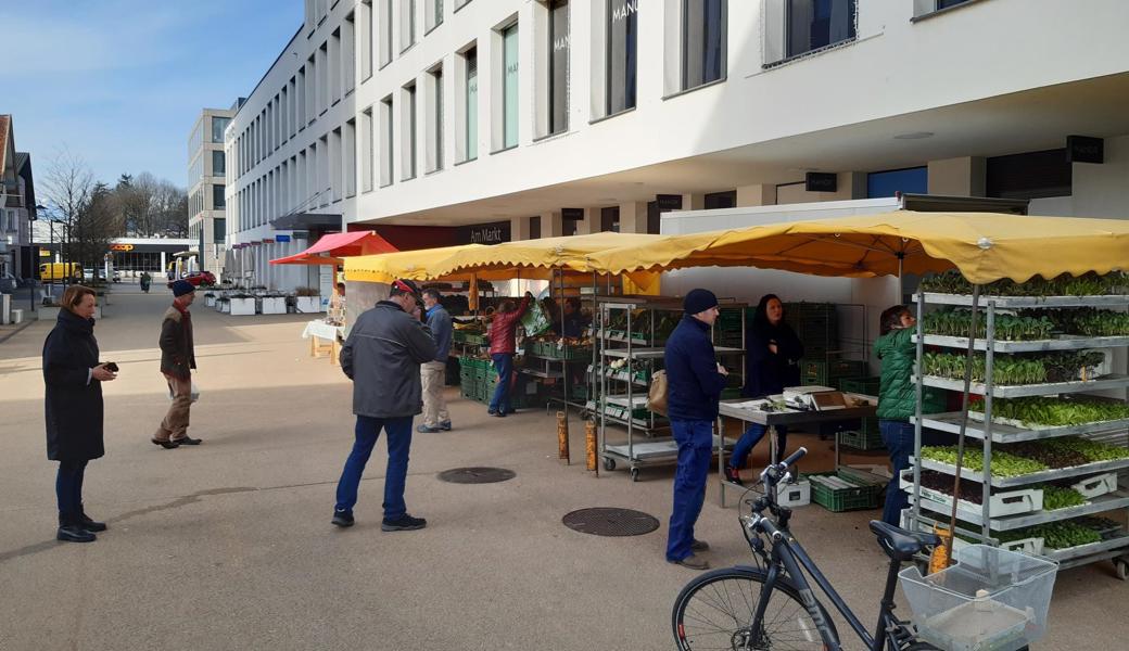 Am Markt wird auch am nächsten Dienstag ein Gemüsestand seine Waren anbieten.