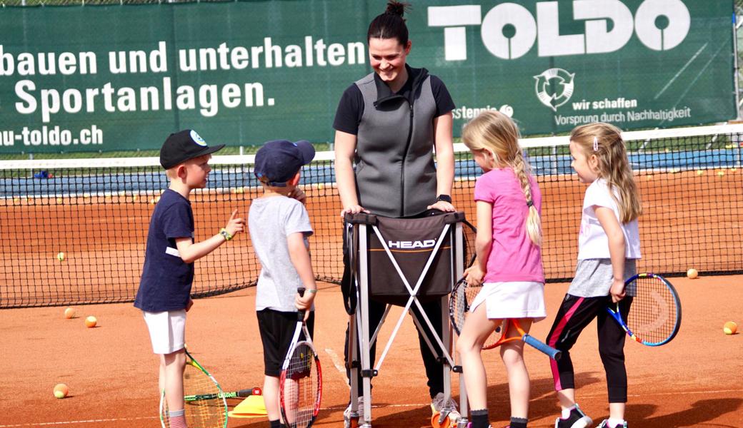 Muriel Mattle bringt nicht nur Kindern Tennis bei: Sie will sich auch persönlich weiterhin verbessern.