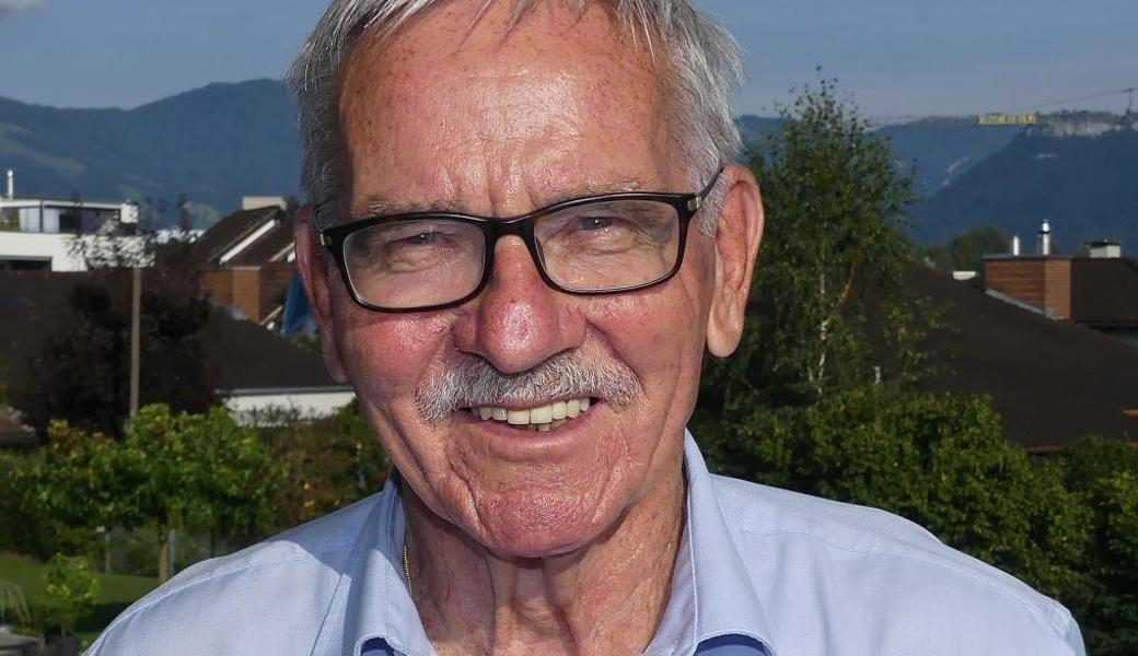 Beni Bruggmann: Die Fussballreportagen des 79-jährigen Widnauers bestechen durch gründliche Recherche einen originellen Blick auf scheinbare Nebensächlichkeiten. Für sein vielfältiges Wirken erhielt er den Lifetime Award des Ostschweizer Fussballverbands (OFV).