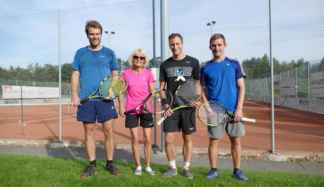 von links: Patrick Hasler (2. Platz), Marlene Kühnis (4. Platz), Björn Schneider (1. Platz) und Jonas Kobler (3. Platz)