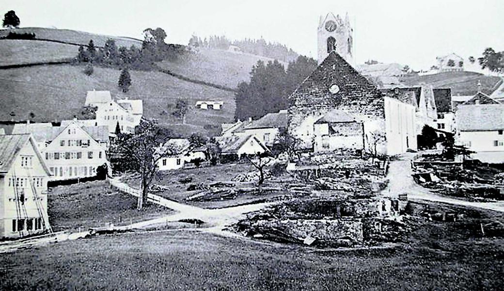 Die Rehetobler Brandstätte mit der zerstörten Kirche 1890.