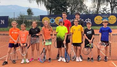 Junge Vereinsmeister beim TC Rebstein-Marbach