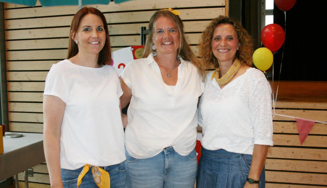 Präsidentin Anita Zai (rechts), Monja Schneider, Ressort Kurse (Mitte), und Vizepräsidentin Anita Schegg.