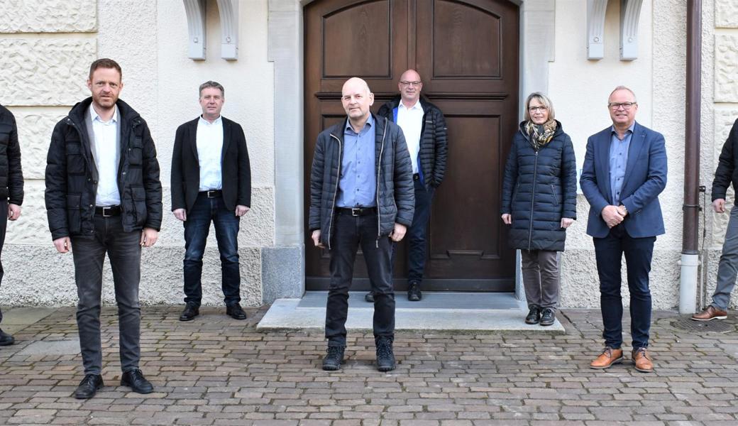 Die Amtsträger der Gemeinde Oberriet (von links): Ratsschreiber Philipp Scheuble, Gemeinderat Dominic Graber, Gemeinderat Pascal Benz, Gemeinderat Jürg Bruhin, Gemeindepräsident Rolf Huber, Gemeinderätin Elvira Büchel, Gemeinderat Roman Ammann und Gemeinderat Markus Steiger.