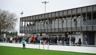 Tägeren feiert Eröffnung: Der Bevölkerung gefällt der Sportplatz mit seinem zukunftsweisendem Design