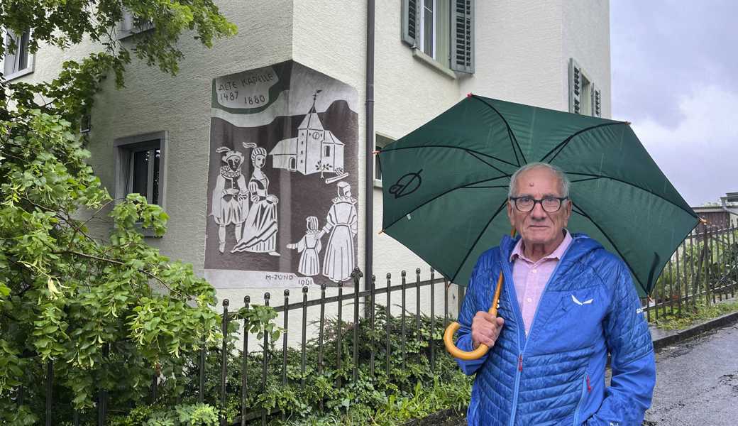 Sgraffiti von Mädy Zünd: Kunstwerke zum Thema Heilmittel an ehemaliger Rosenberg-Drogerie