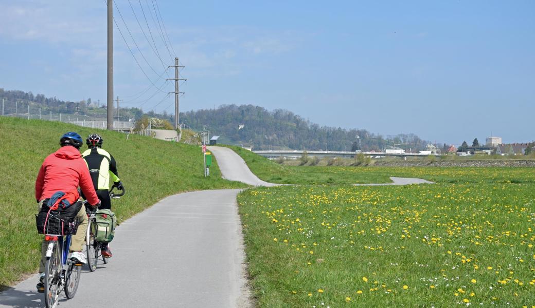 Vom Ausbau des Velonetzes profitieren auch die Velofahrerinnen und Velofahrer diesseits der Grenze.