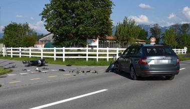 Töff-Fahrer bei Kollision verletzt