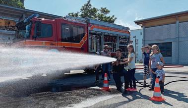 Über 100 kleine Feuerwehrmänner und -frauen im Einsatz