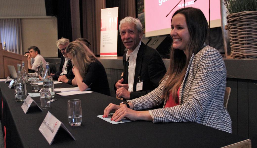 Verwaltungsrätin Sunnie J. Groeneveld und Verwaltungsrat Christoph Rohner.